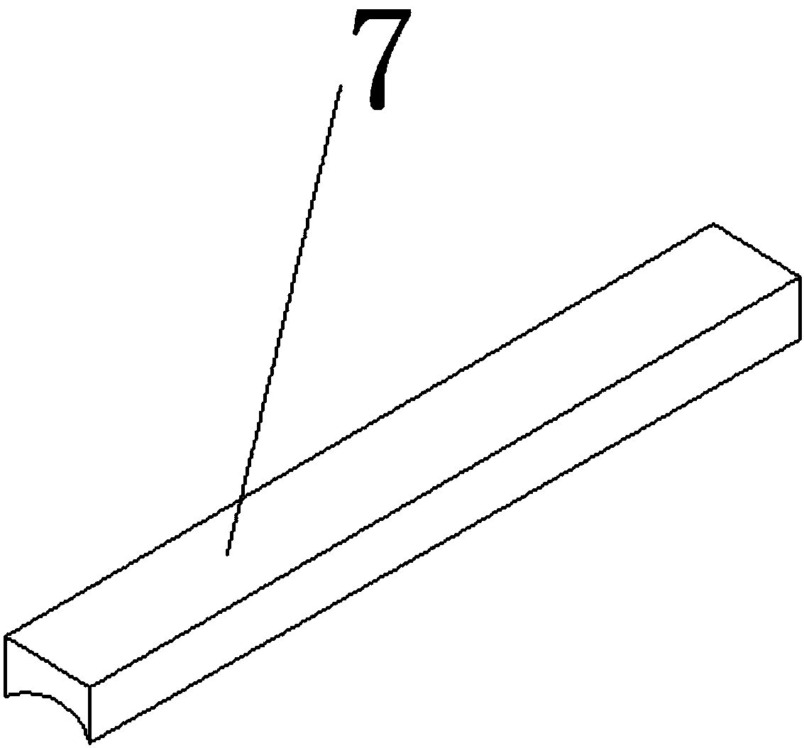 Anti-icing suspension clamp with slip resistance