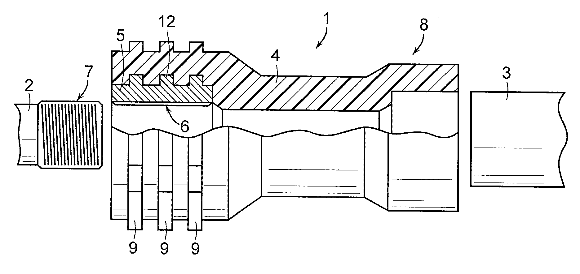 Connecting piece comprising a gripping element on the outer surface for rotating the connecting piece