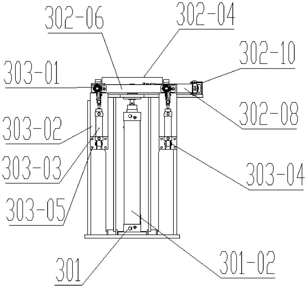 Centering and jacking device for short-stroke pipe