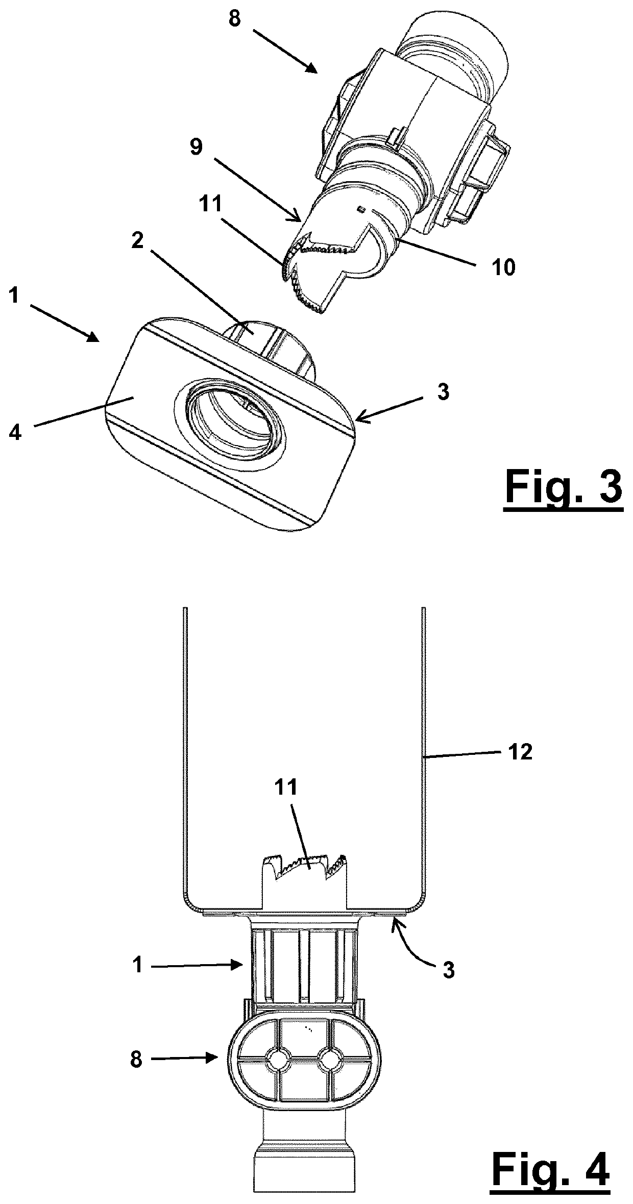 Outlet connector piece having a protruding flange