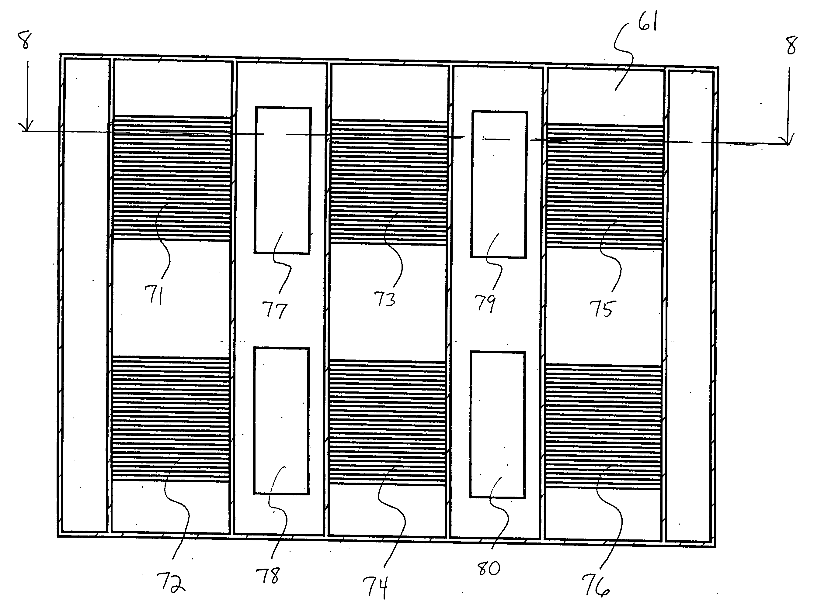 Method and apparatus for dissipating heat, and radar antenna containing heat dissipating apparatus