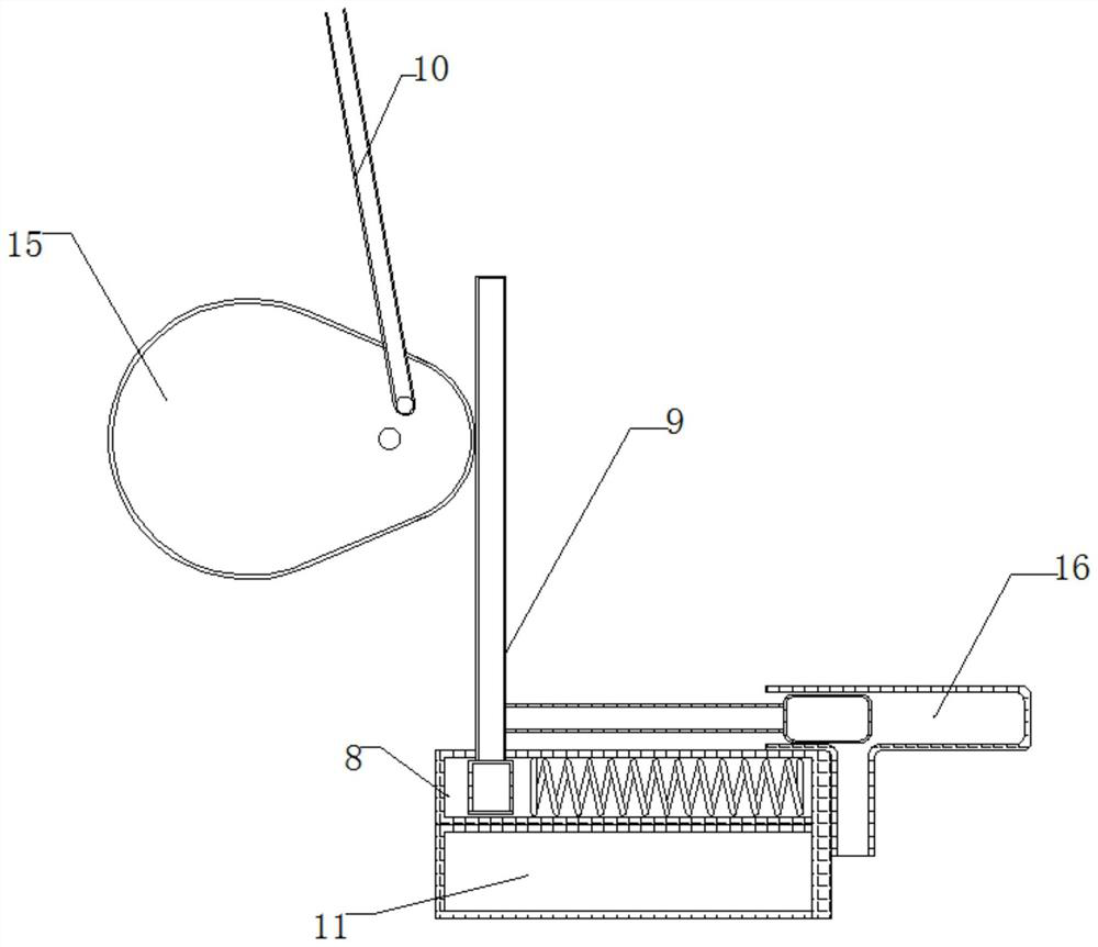 A device that uses river water flow as power to generate negative pressure to collect floating objects