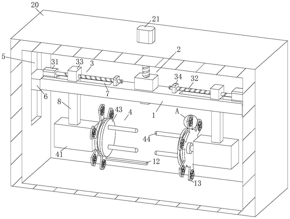 Electroplating machine and electroplating method thereof