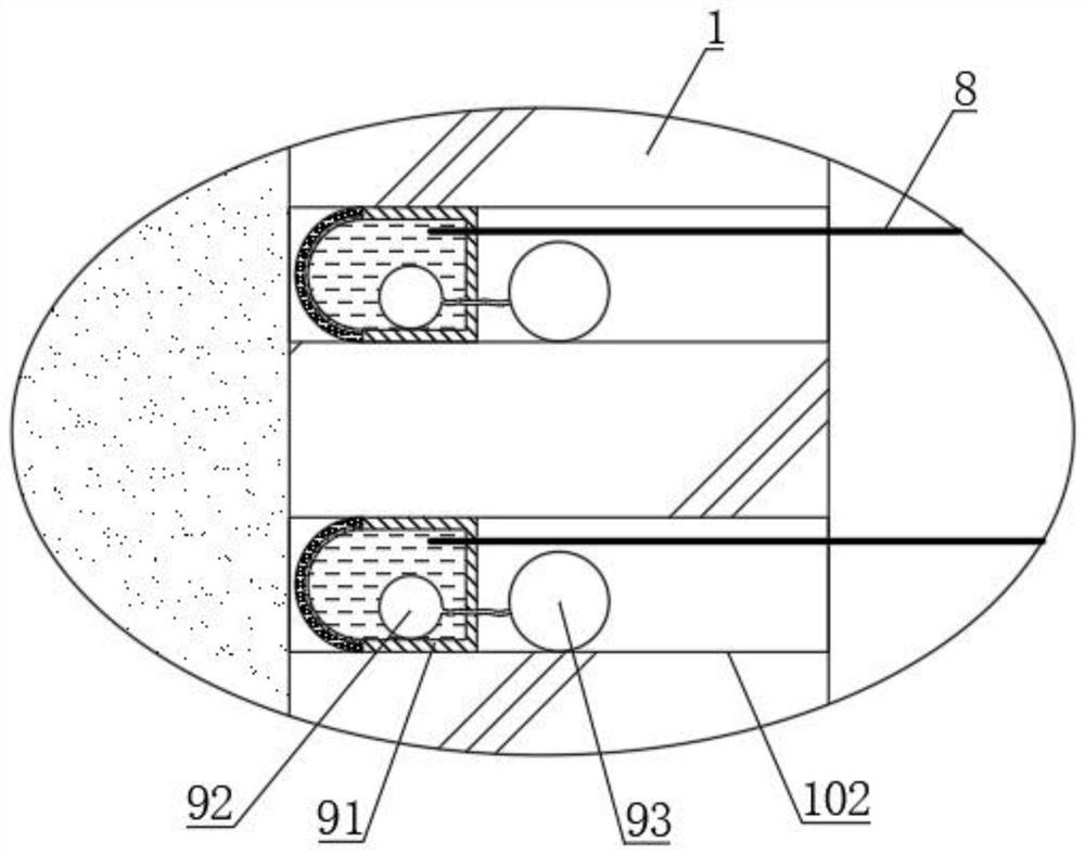 A device and method for measuring contact thermal resistance and thermal conductivity of saturated soft soil interface