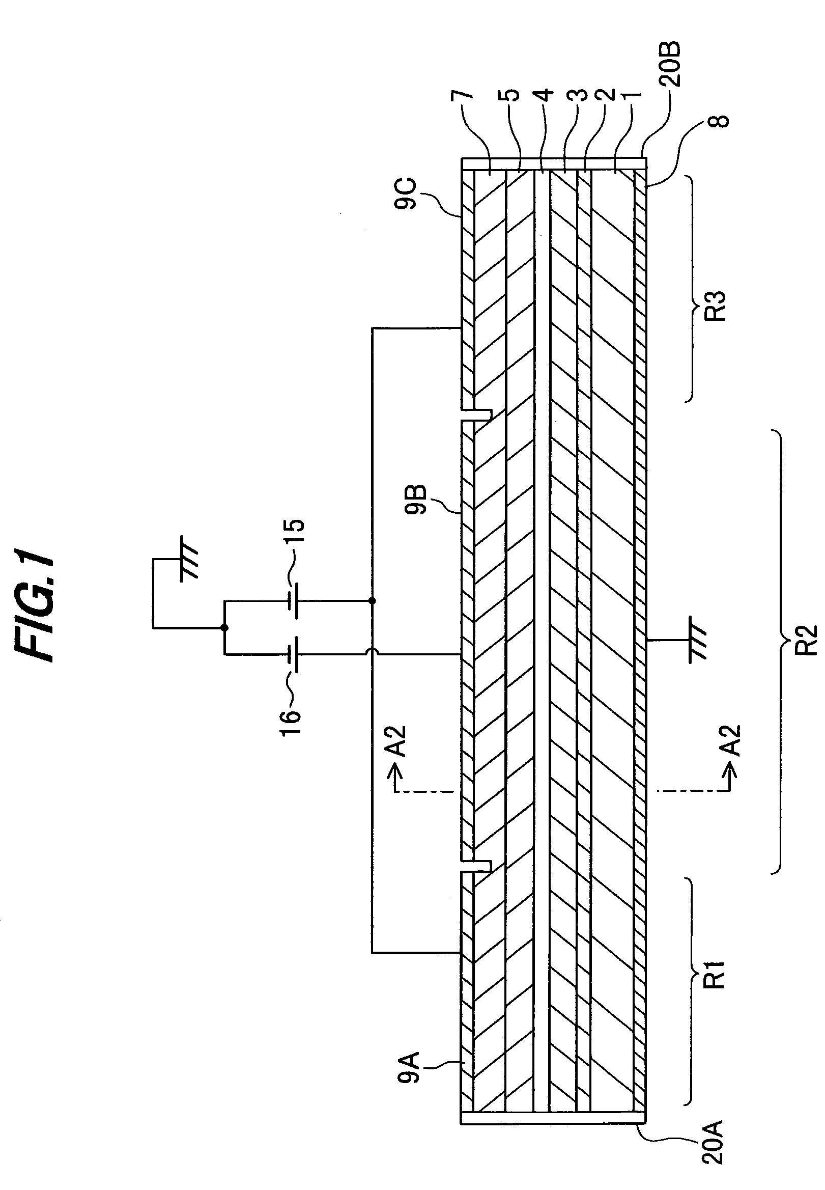 Semiconductor optical amplifier suitable for coarse WDM communications and light amplification method