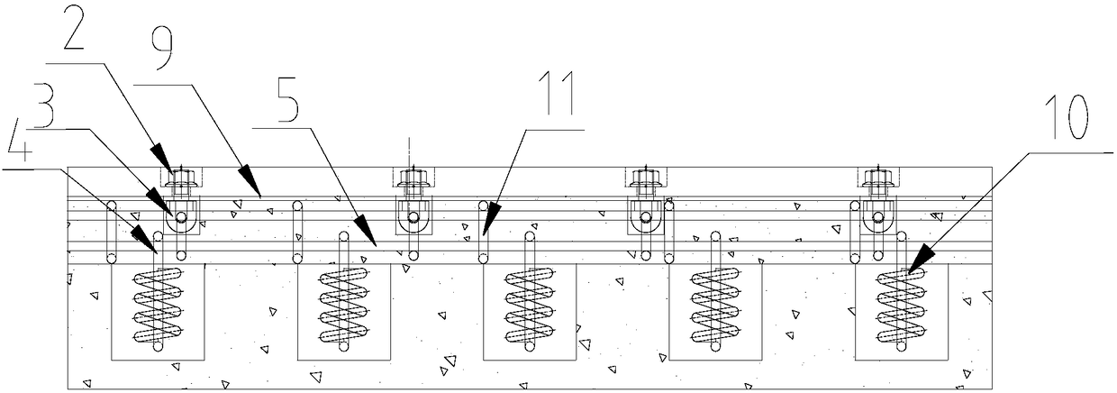 Shallow-buried flexible comb-tooth plate-shaped expansion device and installation method for highway bridges