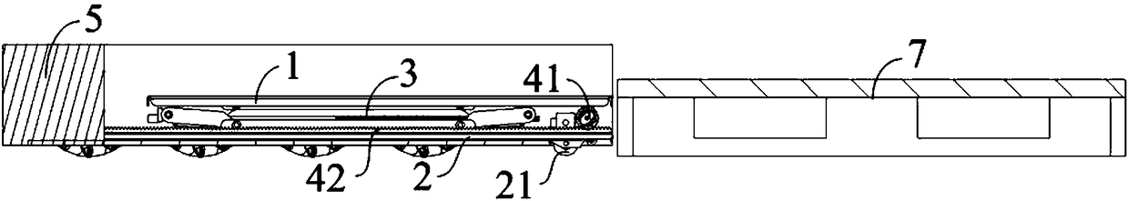 Telescopic arm used for conveying device