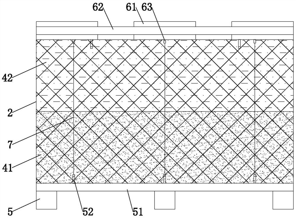 Bank protection structure capable of preventing water and soil loss