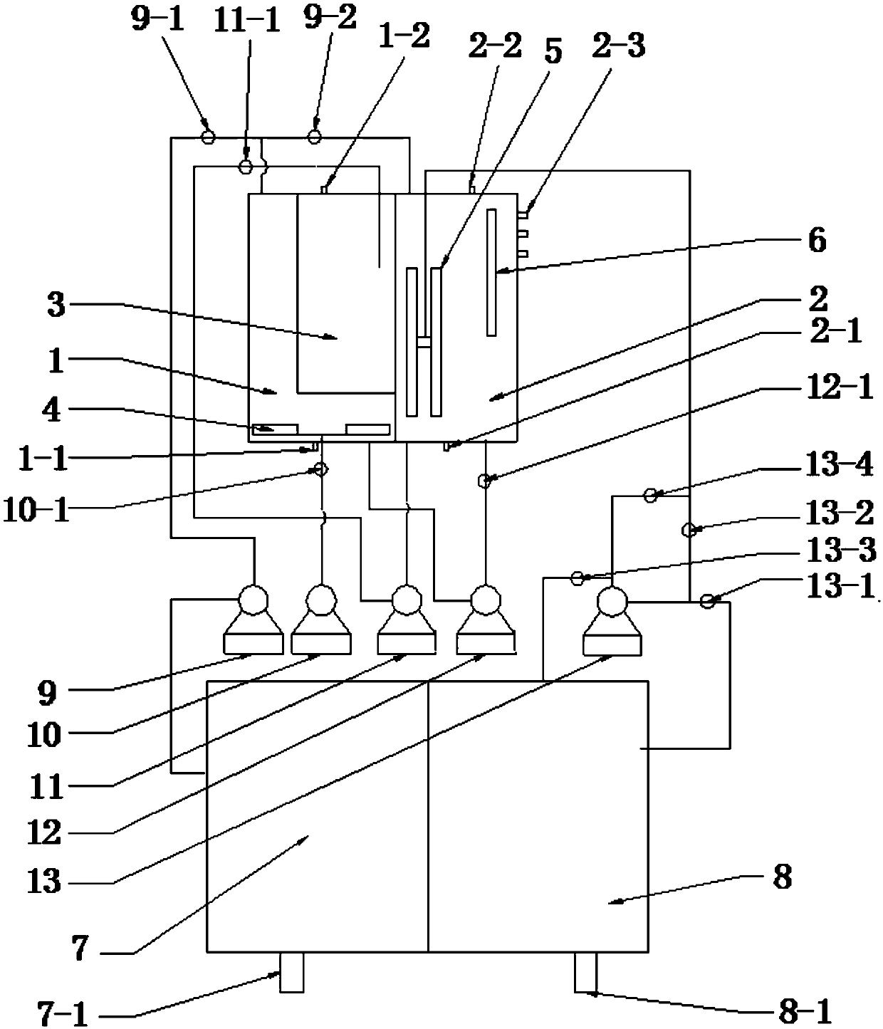 An o/a integrated membrane biological treatment device based on the amount of micro-anaerobic sludge and a method for treating sewage using the device