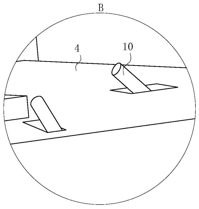 An information processing device based on stored information in automobiles