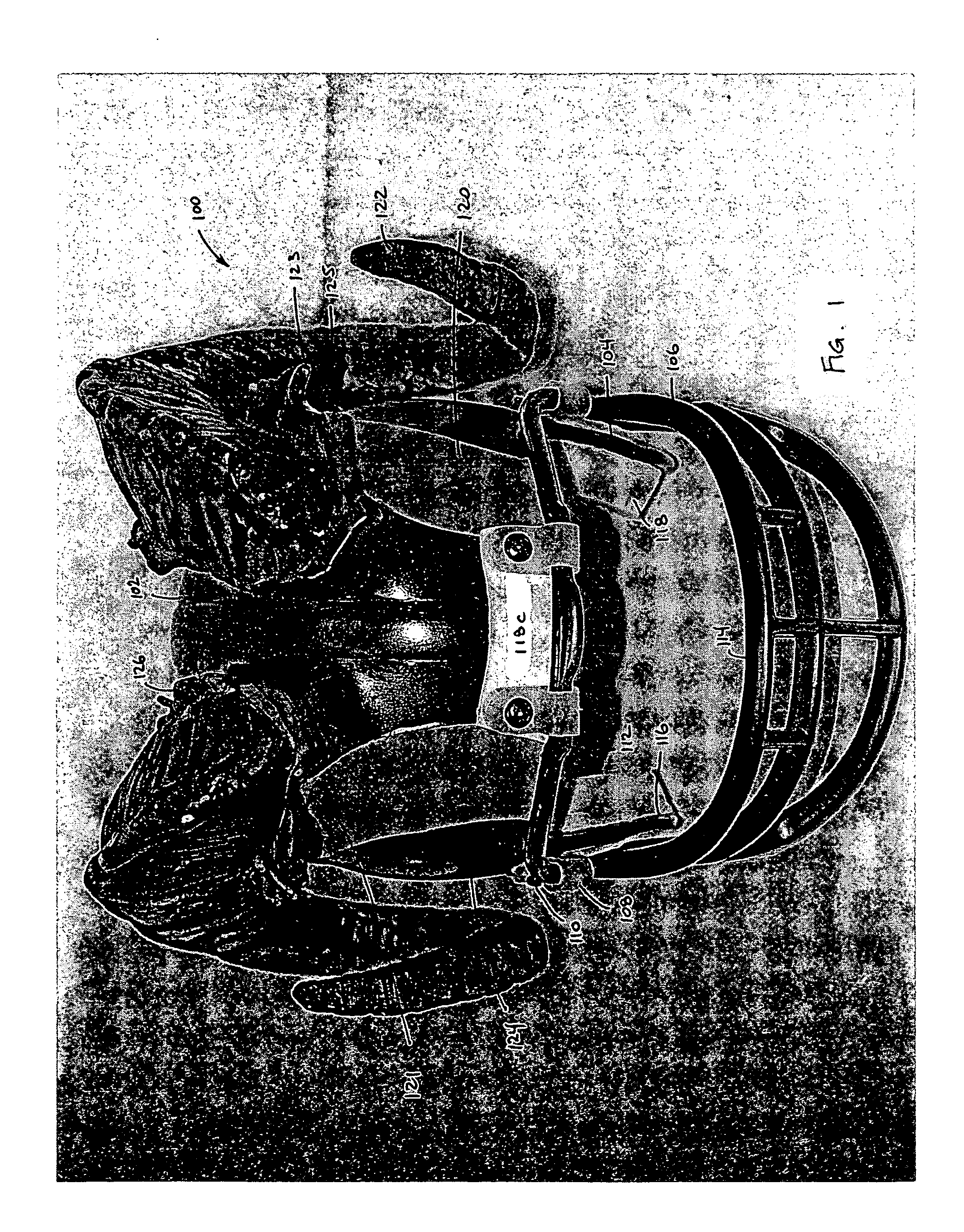 Article with 3-dimensional secondary element