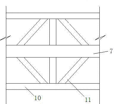 Roof steel truss slipping rail and dismounting and installing method thereof