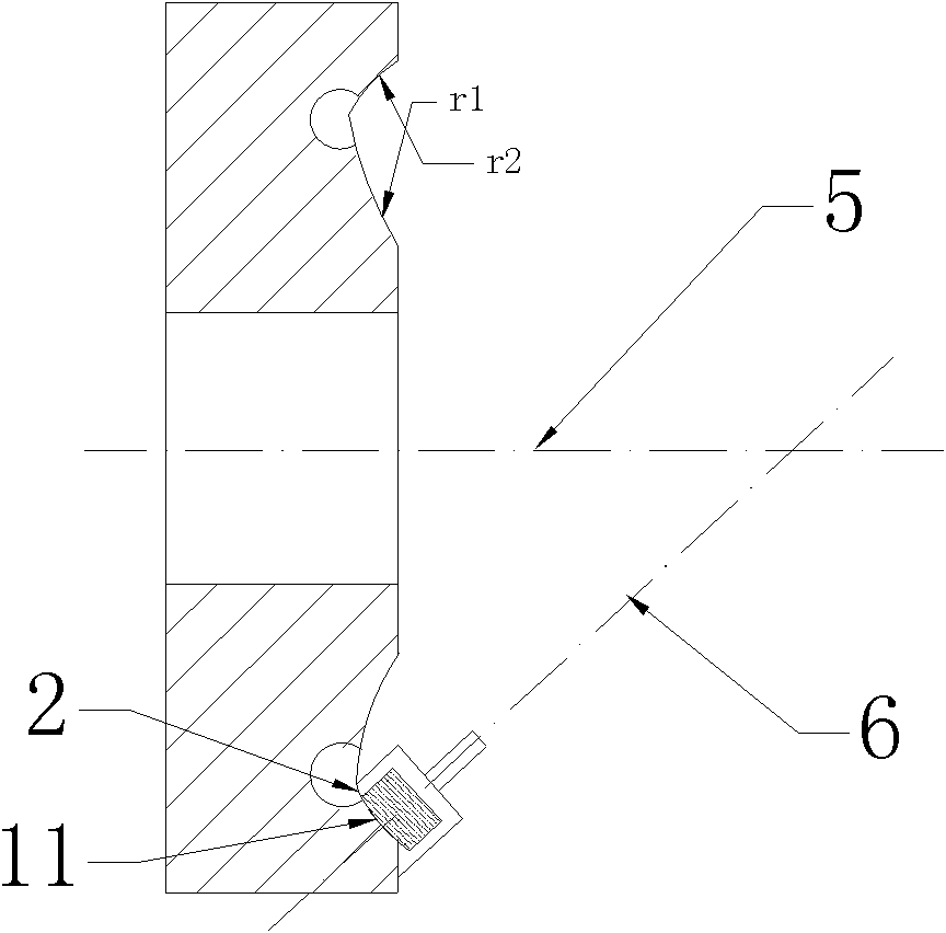 Dedicated machine tool for compound grinding of shaft washer raceway and flange of thrust aligning roller bearing