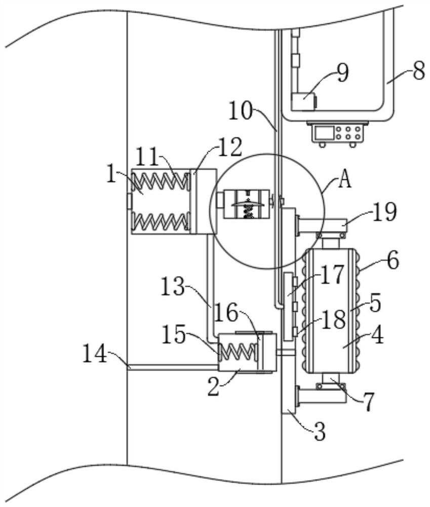 Itching rubbing device with disinfection module for livestock breeding