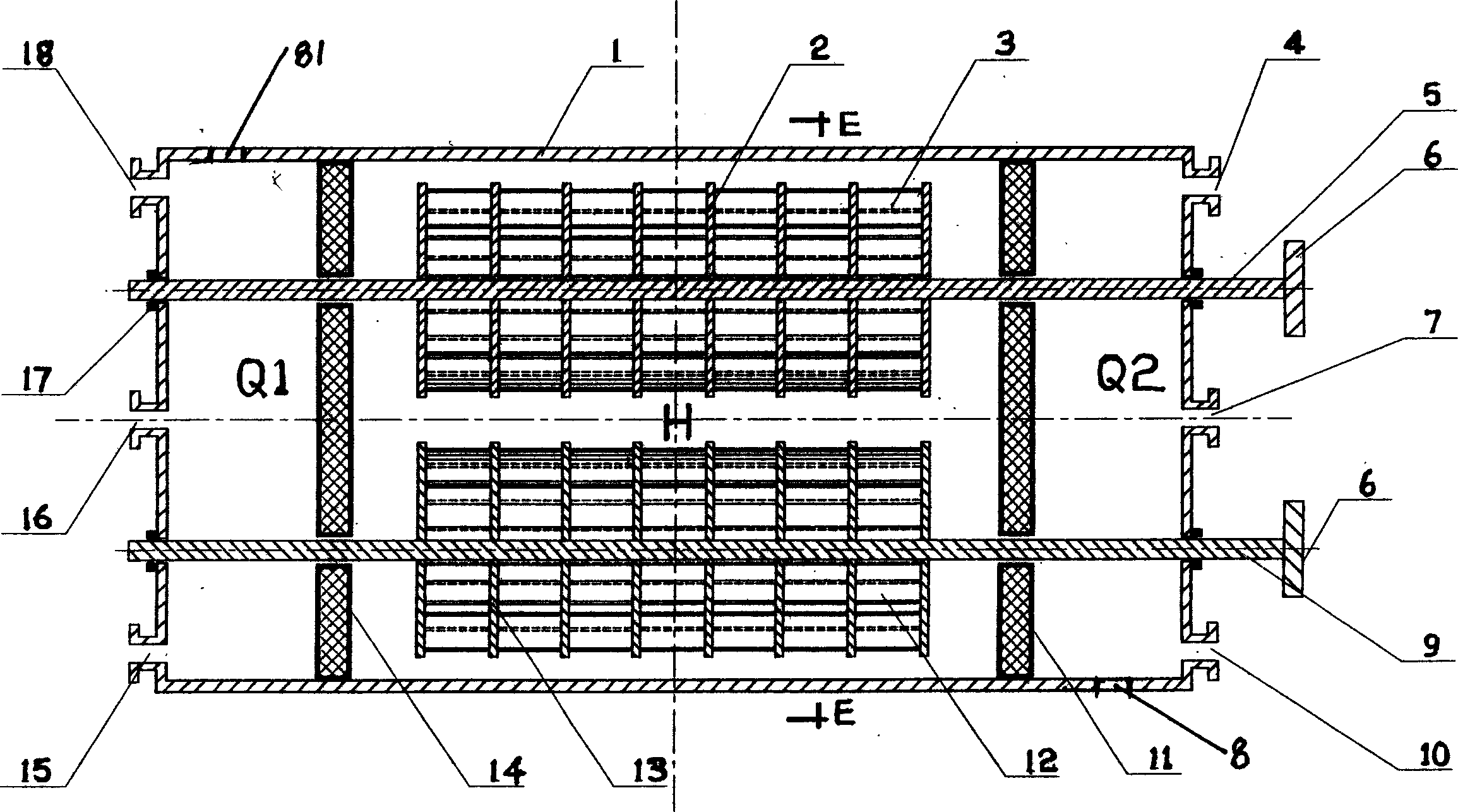 Liquid-liquid-liquid triphase horizontal continuous lifting stirring extraction device