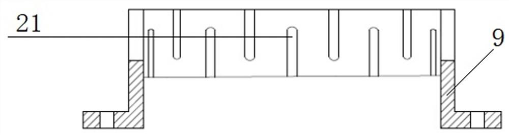 Growth device and growth method of iridium-free zone-melting gallium oxide crystal