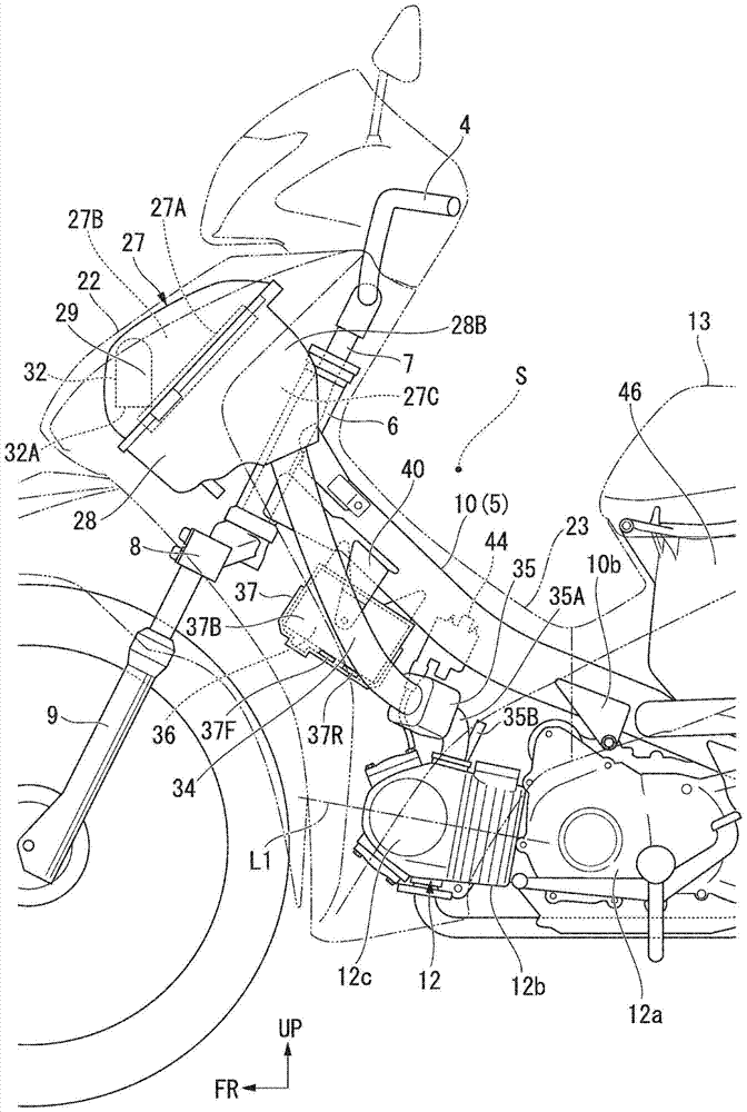 Arrangement structure of battery of straddle type vehicle