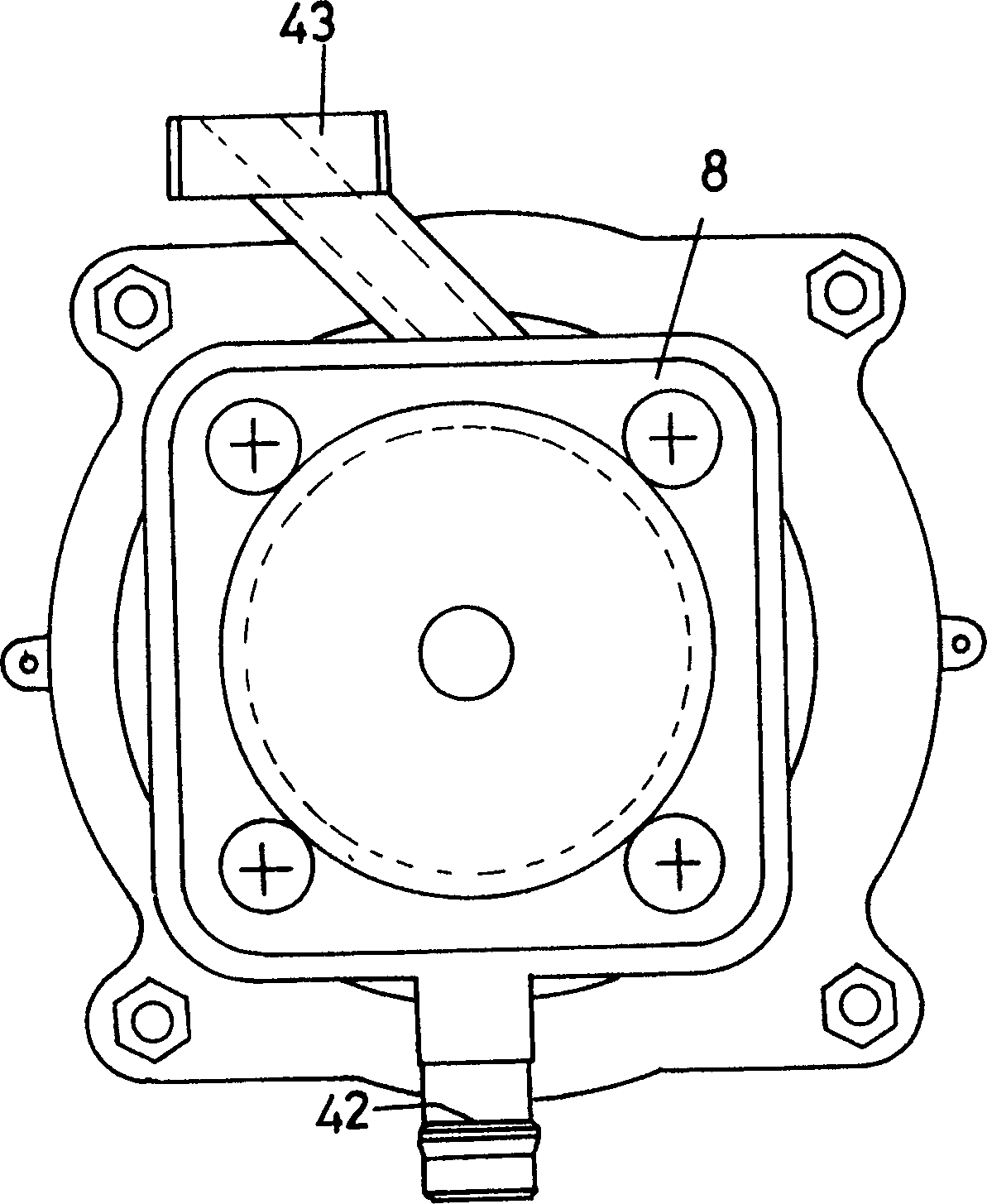 Manifold incorporating thermoelectric module and cooling device using thermoelectric module