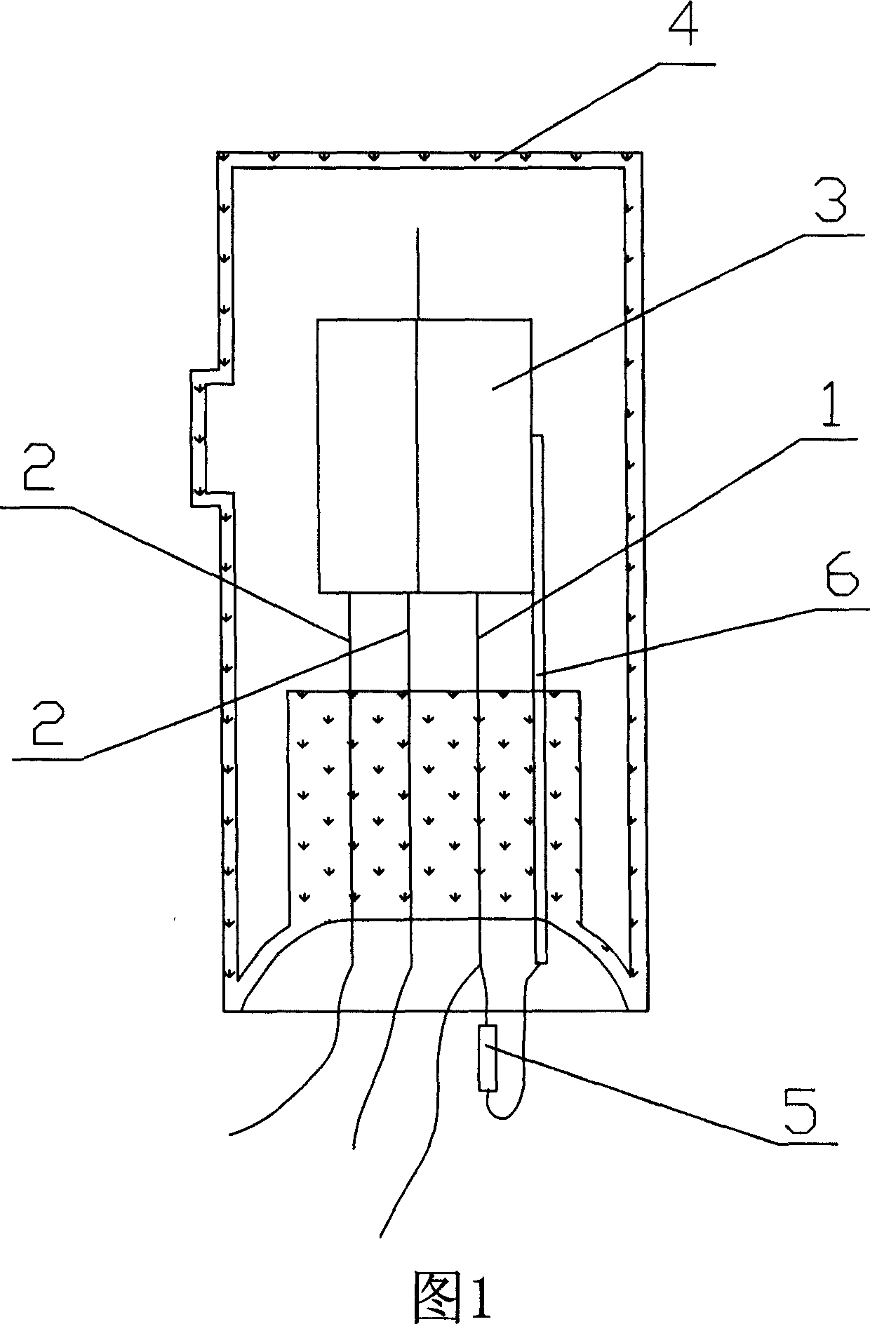 Deuterium lamp with striking resistance