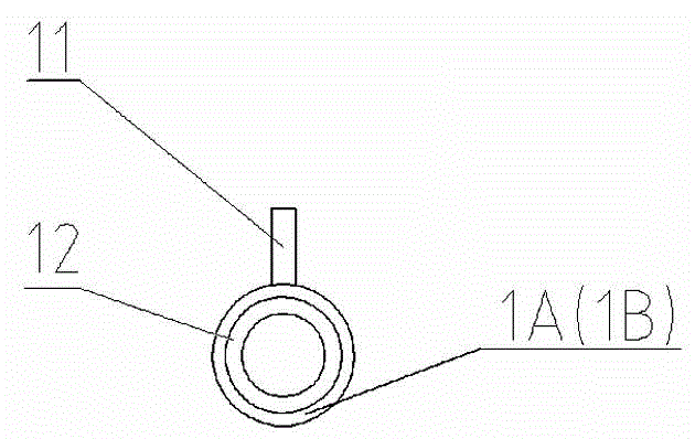 Double-roller hoisting device suitable for multi-roller rolling mill