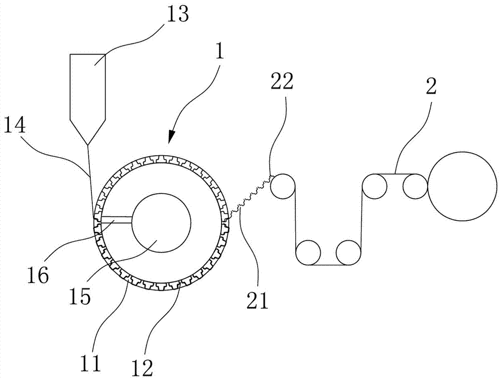 Porous film, forming device thereof and application of porous film