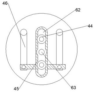 Omnibearing paint spraying device for railway locomotive