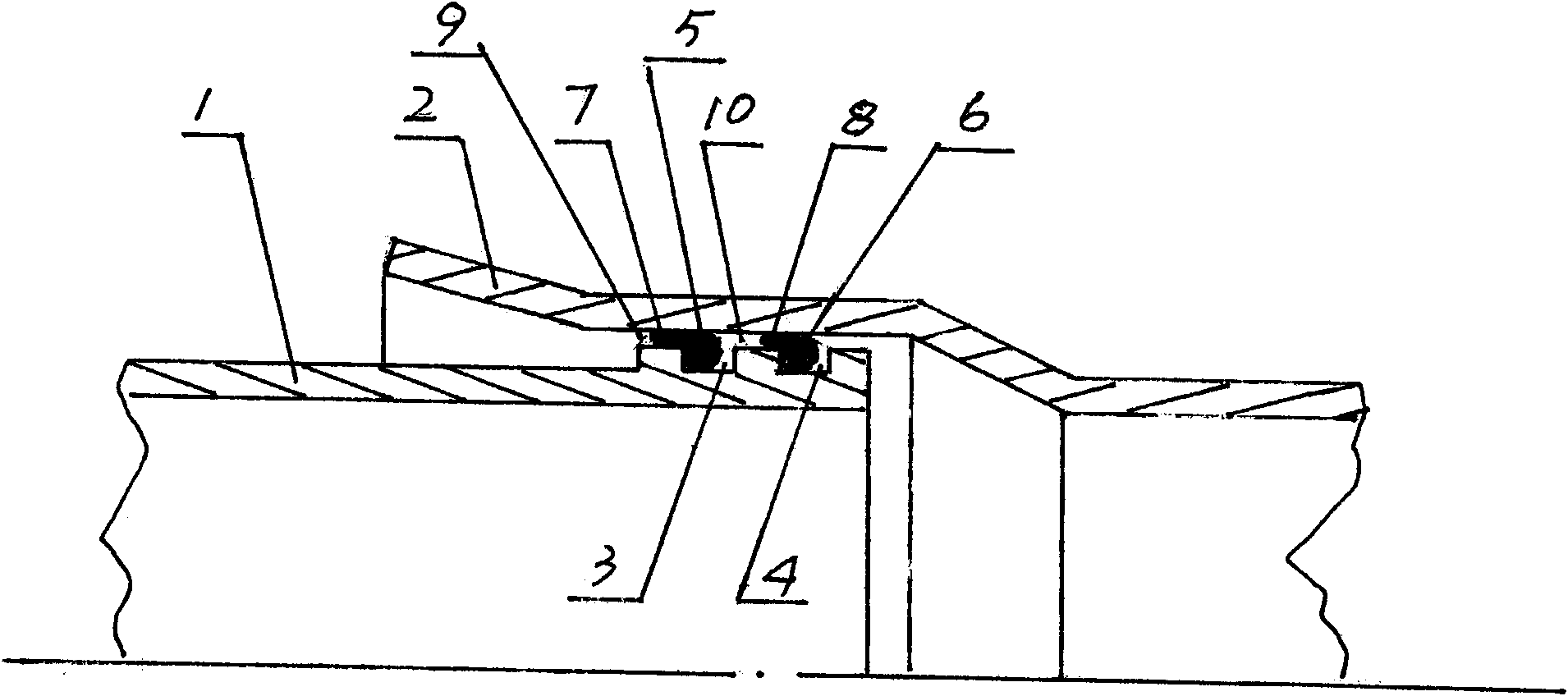 Self-sealing double-rubber-ring pipeline flexible connector