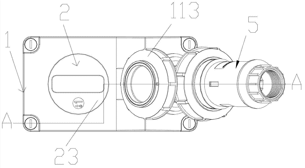 Mechanical interlocking socket