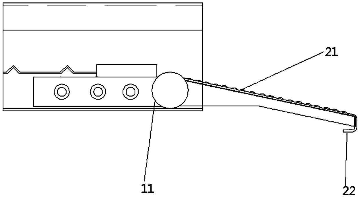 Device for enabling vehicle to go in or out of mechanical garage conveniently