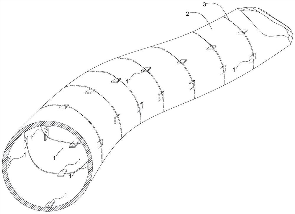 A displacement detection system and method for tunnel space deformation