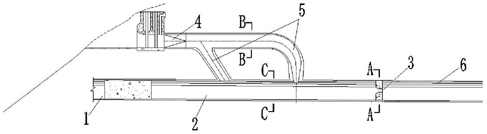 Method for converting temporary diversion tunnels into permanent flood discharge facilities