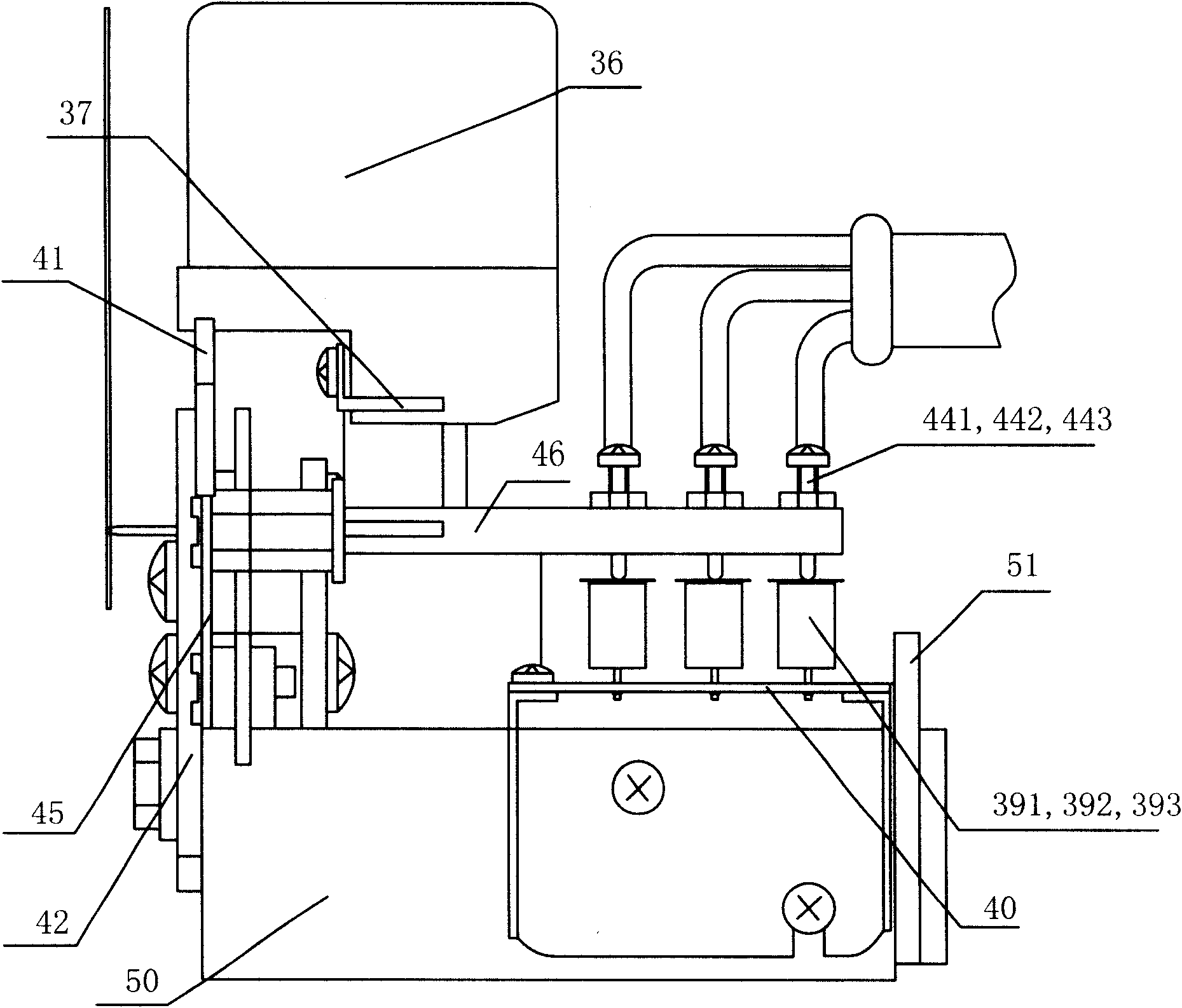 Gas density relay and method for selecting width in manufacturing of Bourdon tube thereof