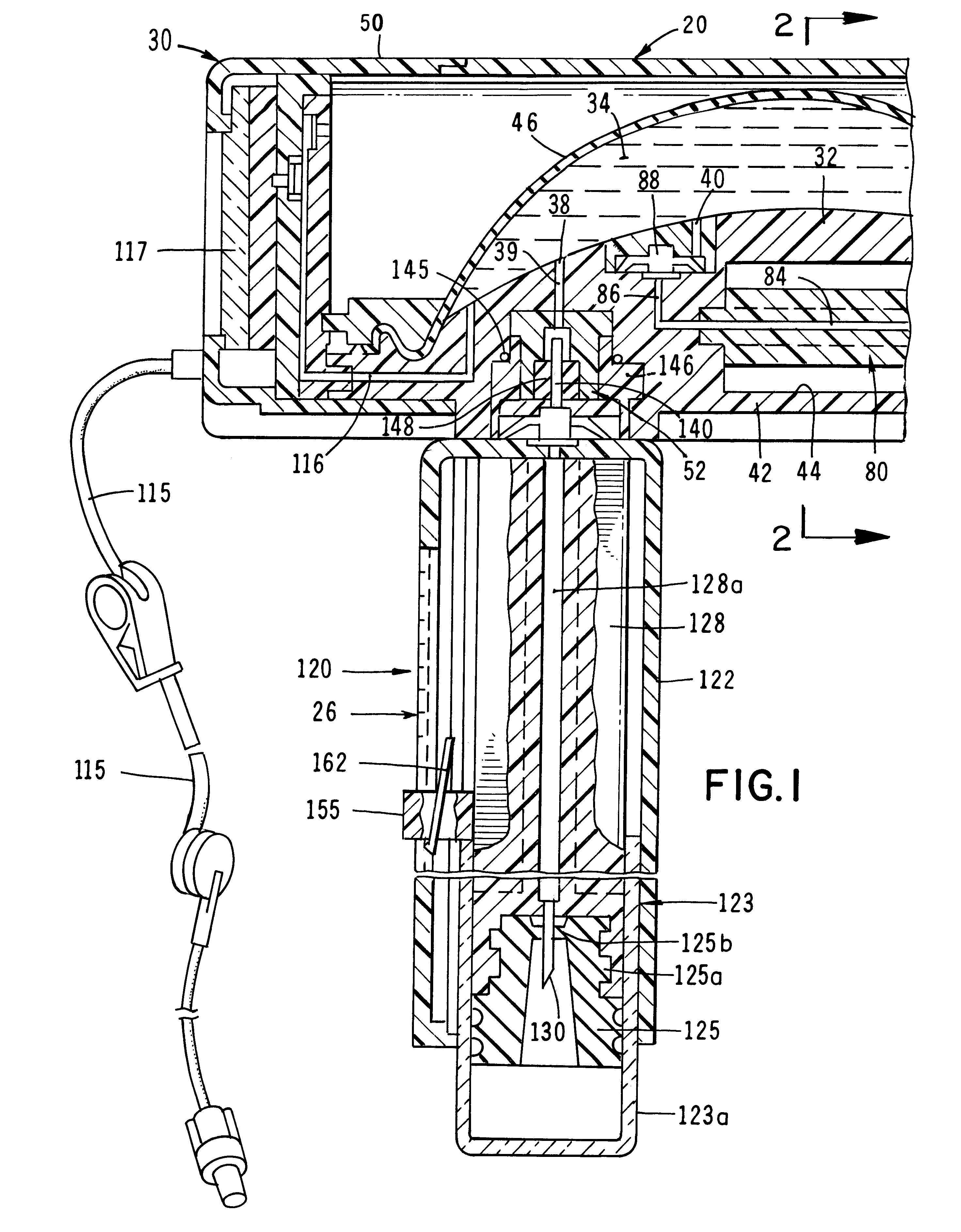 Fluid delivery apparatus with reservoir fill assembly