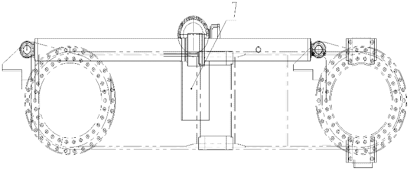 Rubber-tired container gantry crane and steering device thereof