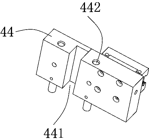 A two-way distributing device