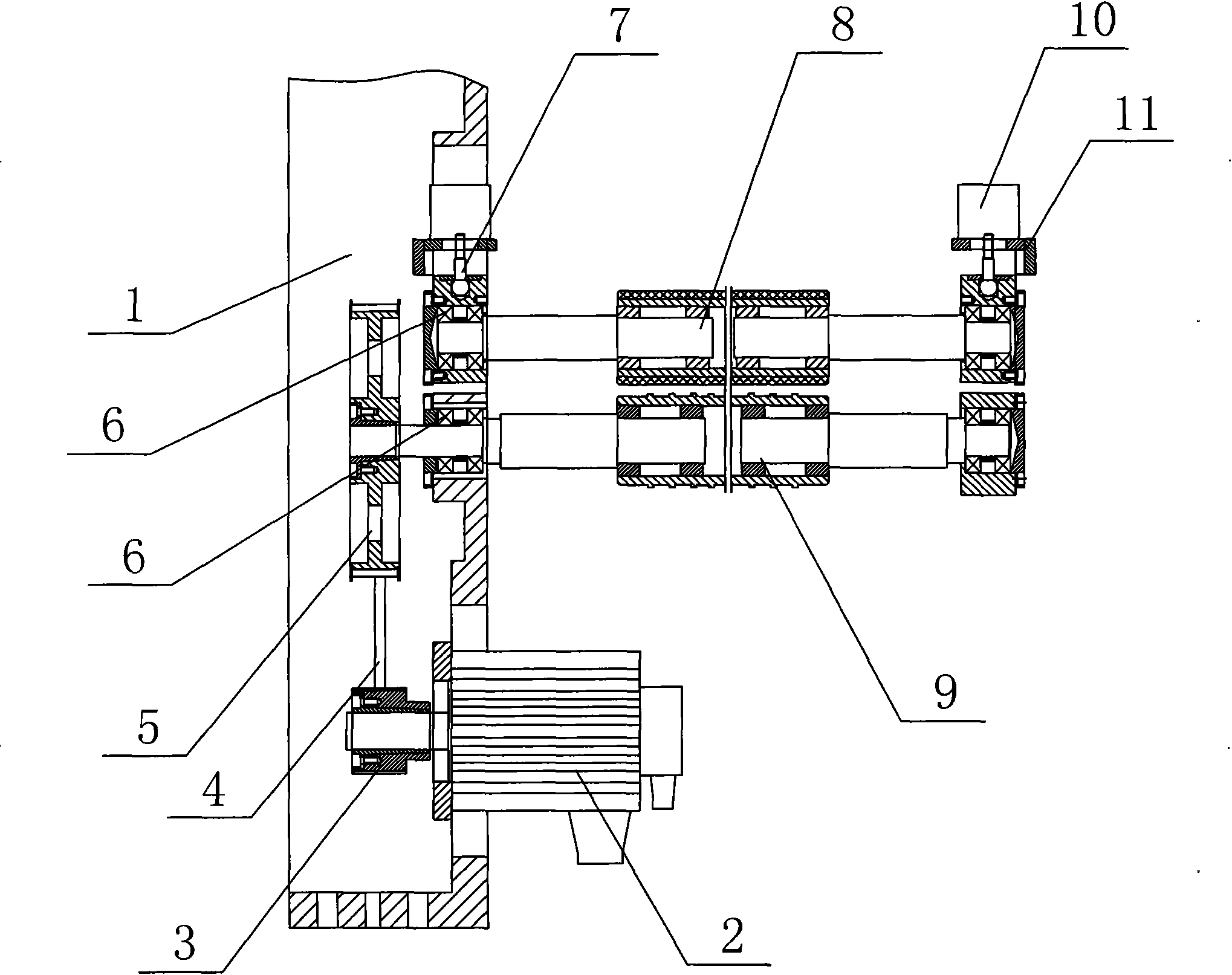 Paper advance mechanism of transverse cutting machine