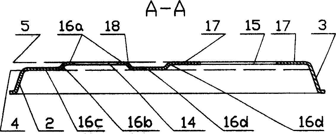 Ribbed plate type heat exchanger with medium equipartition device