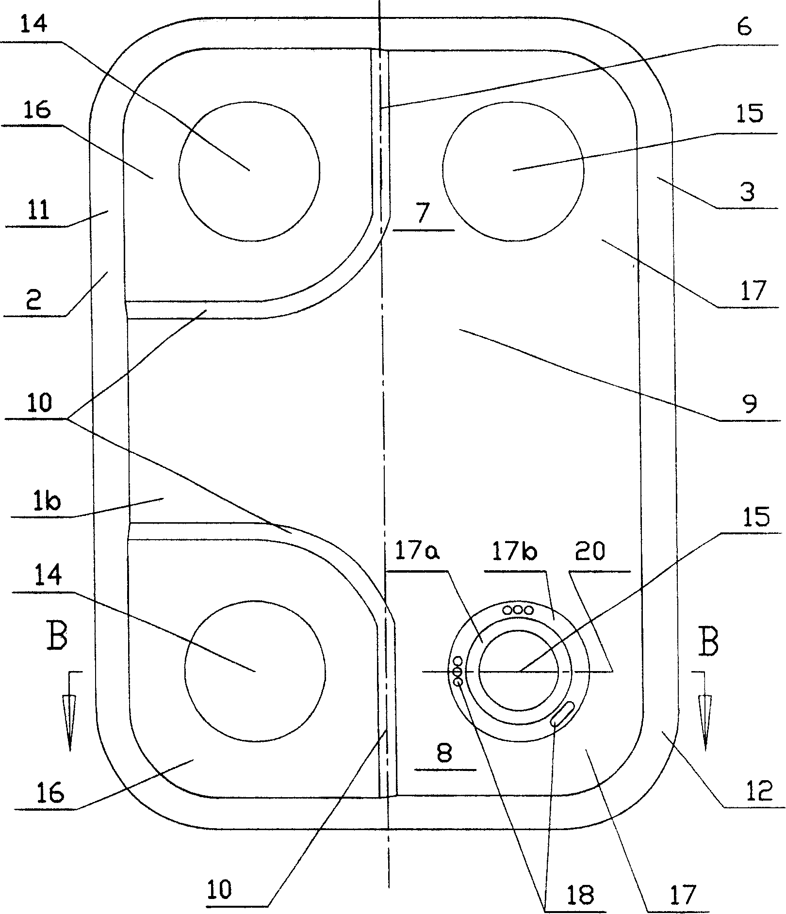 Ribbed plate type heat exchanger with medium equipartition device