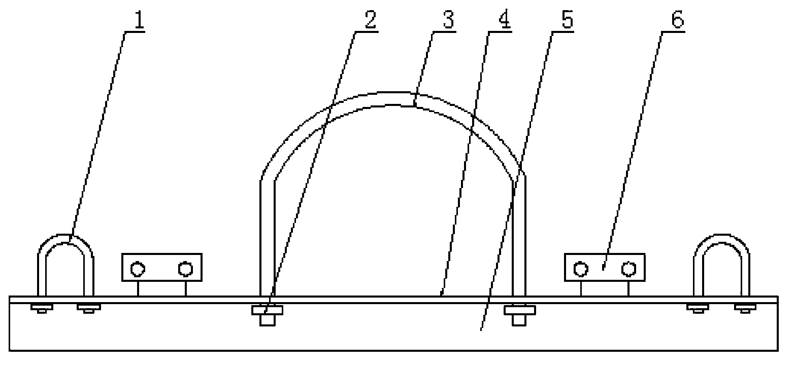 Telegraph pole wire separating device with bird repelling function