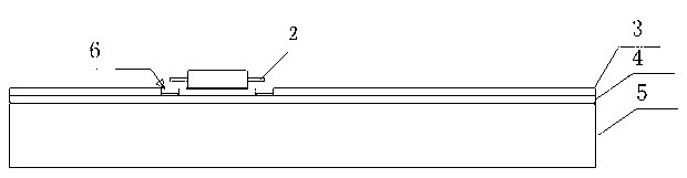 Structure capable of avoiding cold solder joint of elements and method thereof