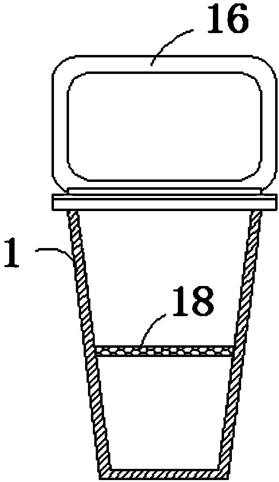 Classified garbage recycling device facilitating dumping