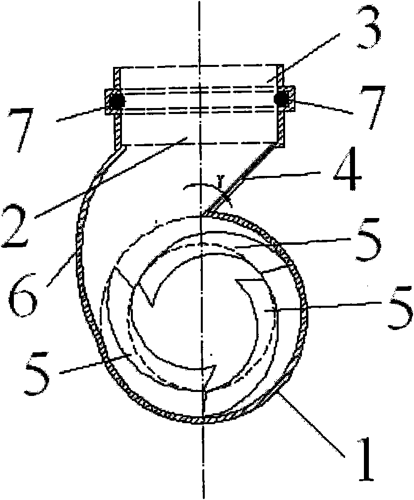 Water draining tee capable of generating rotational flow