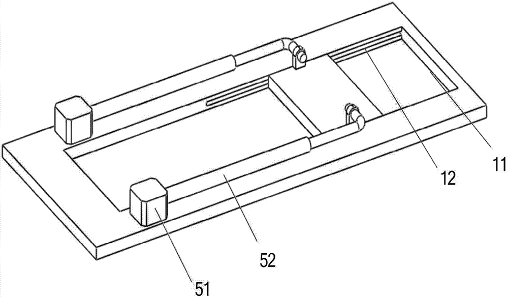 Device for assisting lower limb rehabilitation training