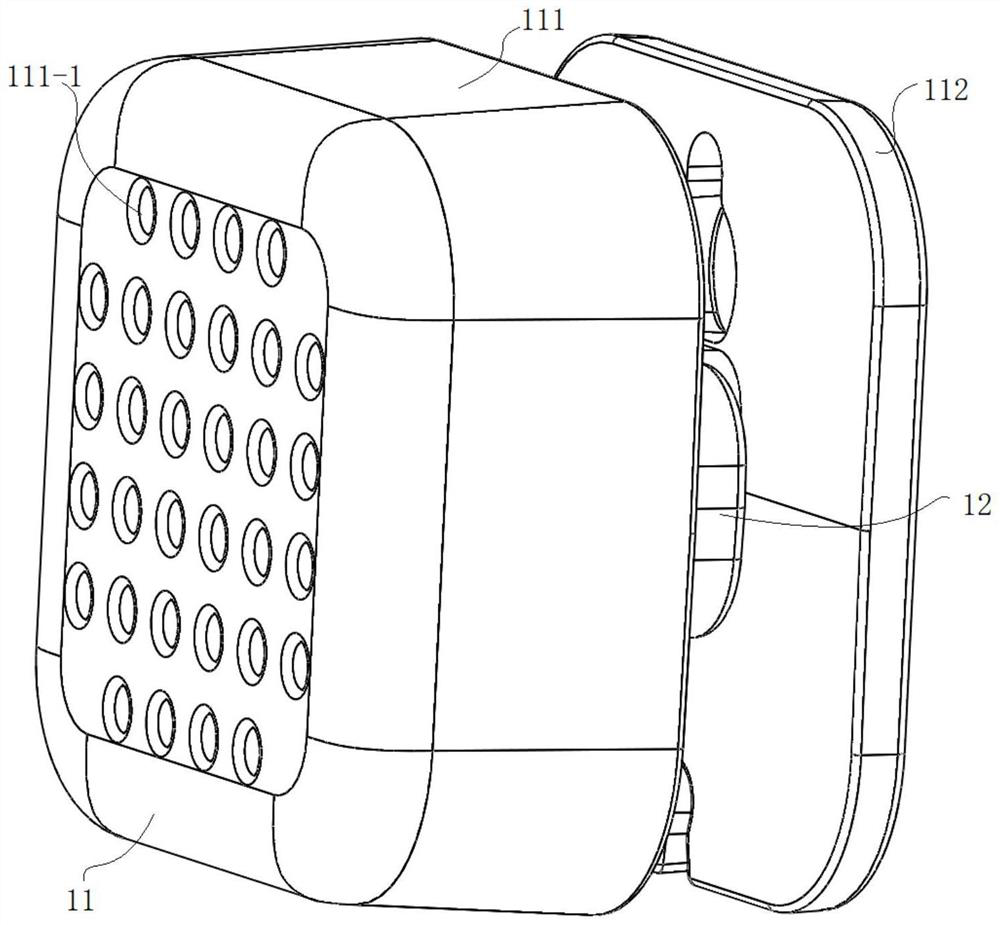 Close-range howling-free interphone and intercom system