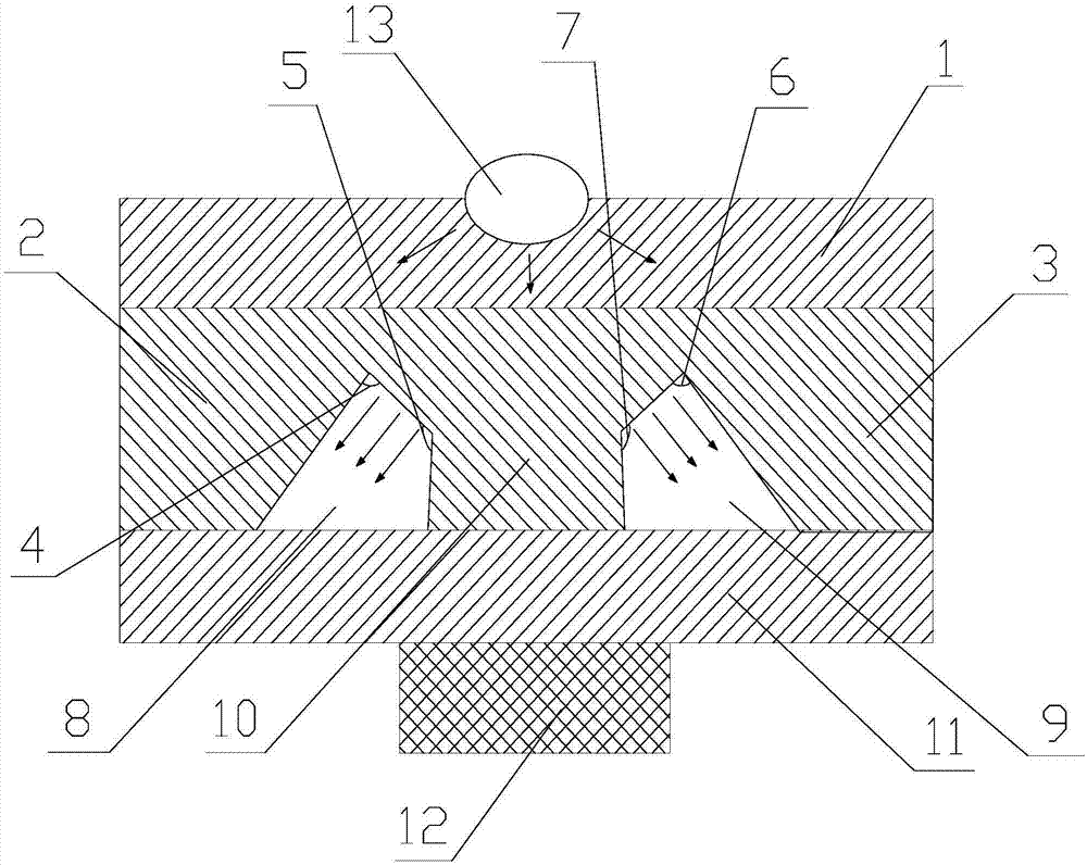 Energy-splitting strong impact protection structure and protection method based on energy-gathering effect