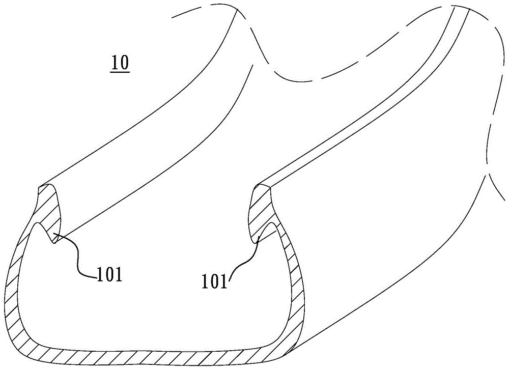 An improved anti-blade and anti-explosion structure for tires