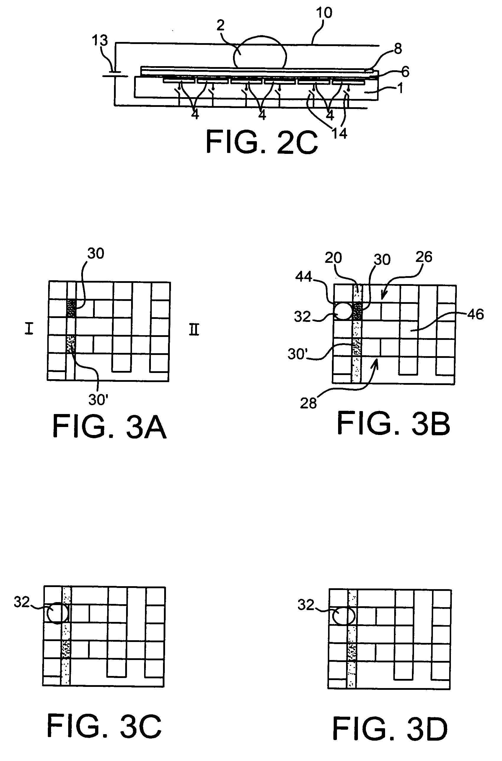 Method for controlling a communication between two areas by electrowetting, a device including areas isolatable from each other and method for making such a device