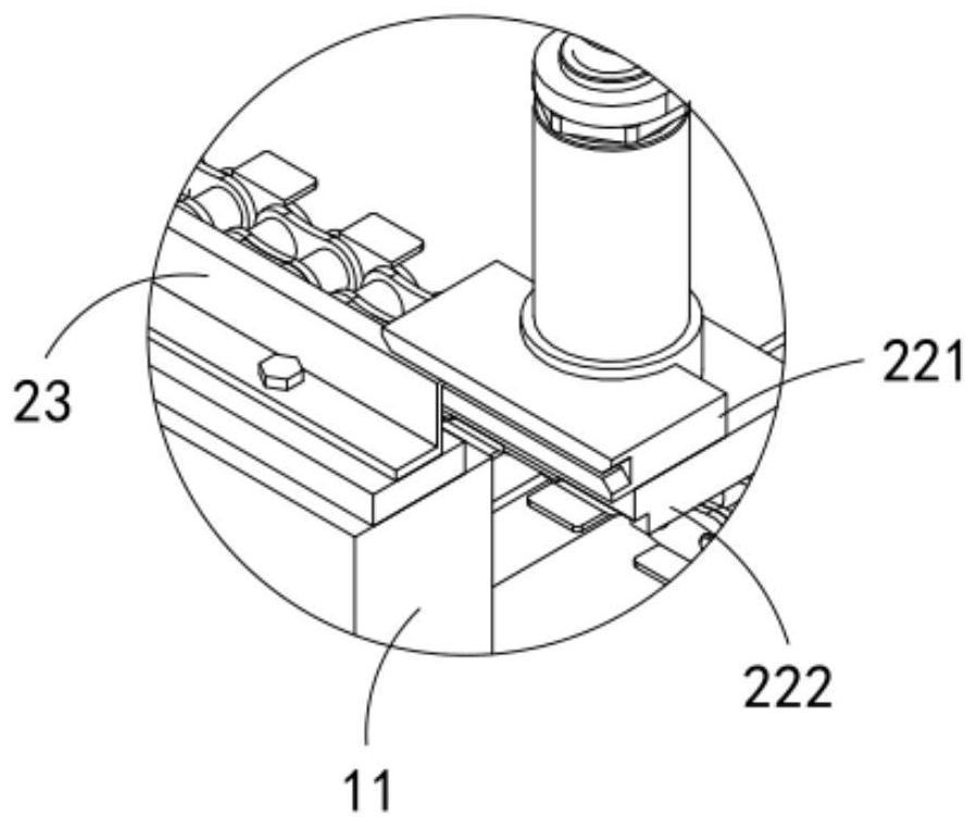 An automatic treatment device for large-volume solid waste