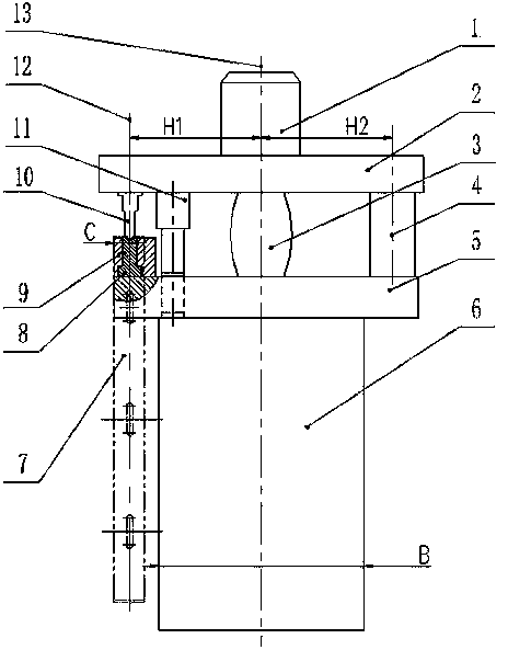 Thin-plate stamping mold with size being greater than closed height of press machine and stamping method