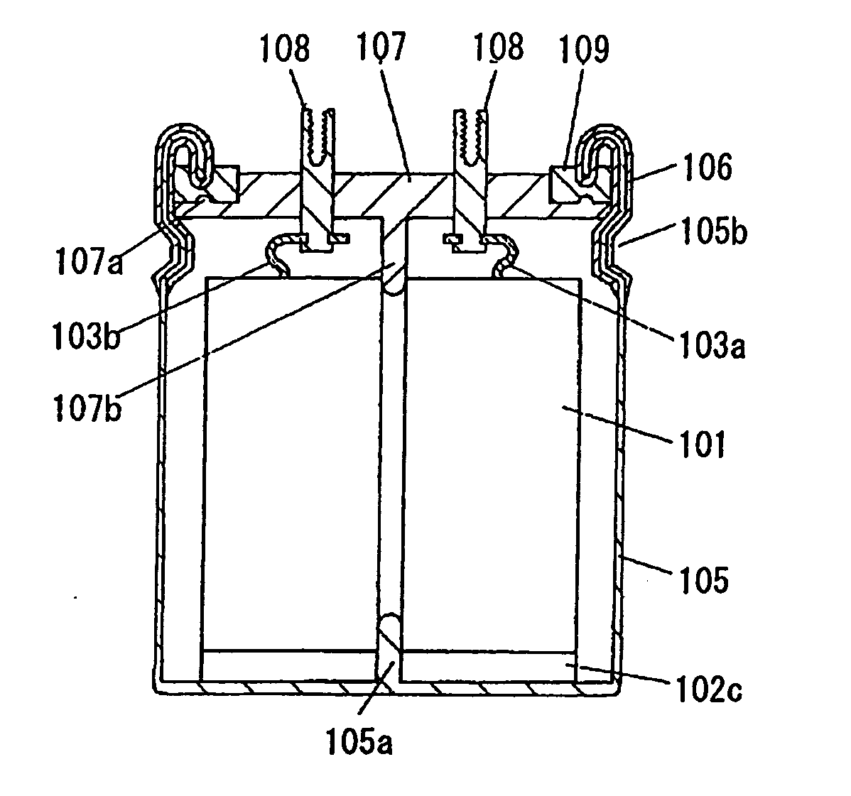 Capacitor and method of connecting the same